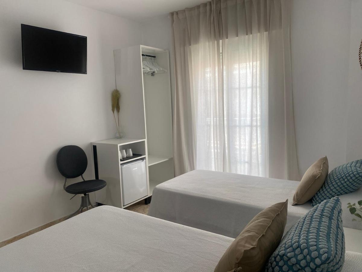 Hostal Andalucia Nerja Exterior foto