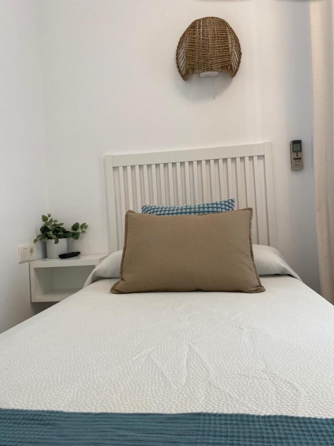 Hostal Andalucia Nerja Exterior foto