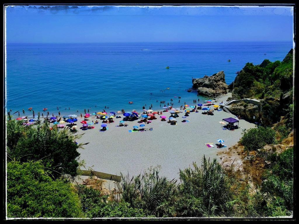 Hostal Andalucia Nerja Exterior foto