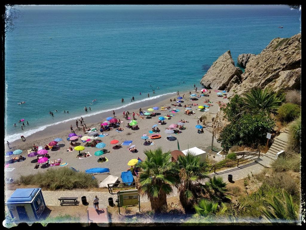 Hostal Andalucia Nerja Exterior foto