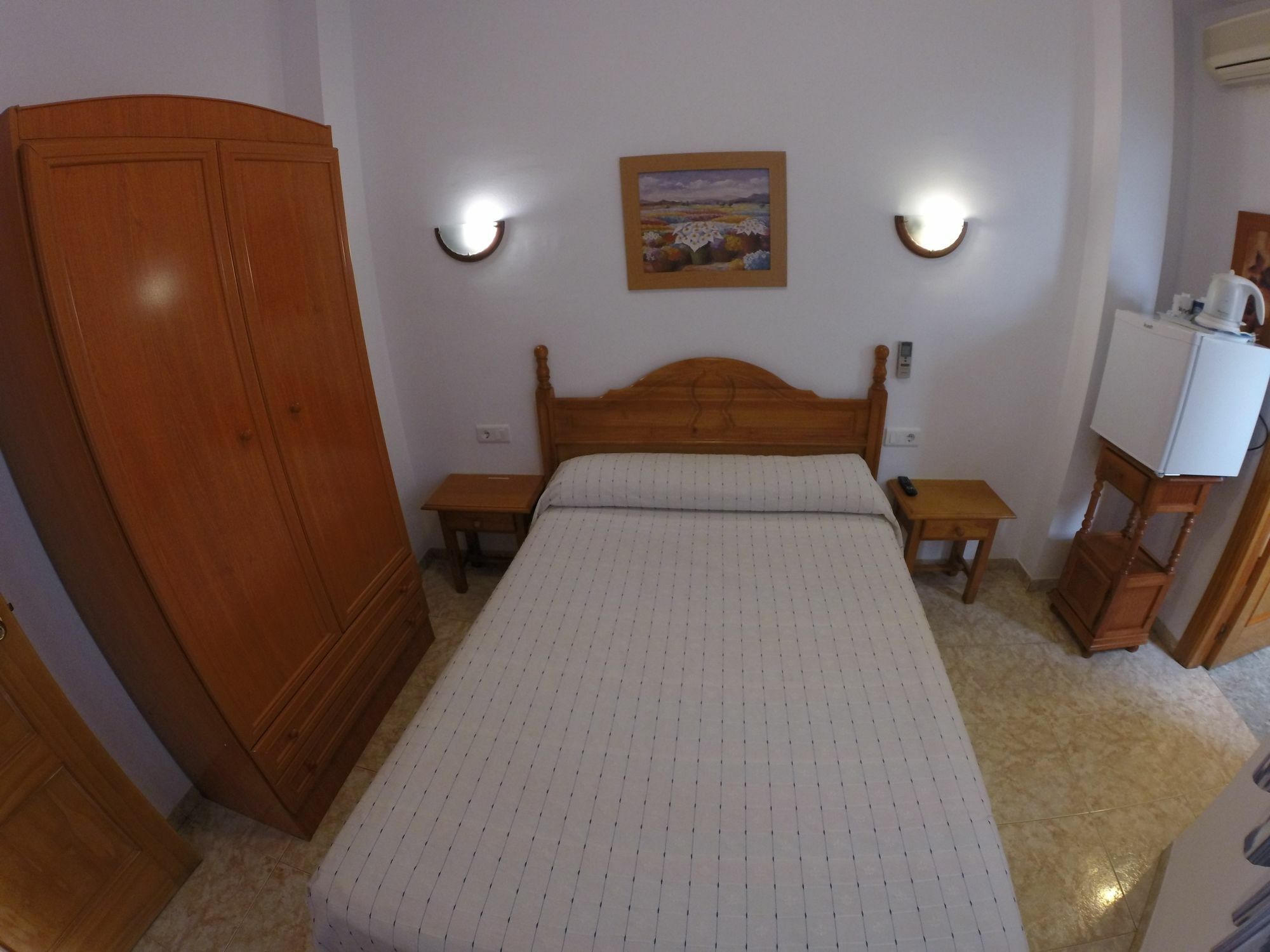 Hostal Andalucia Nerja Exterior foto